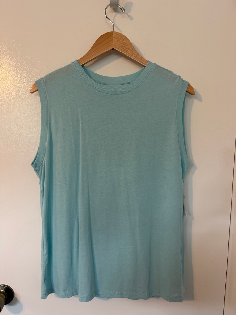 Old Navy Light Aqua Sleeveless Crewneck Tank